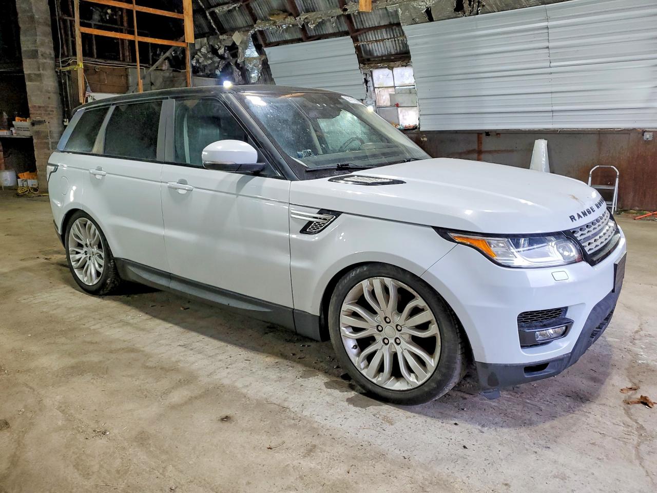 2016 Land Rangerover VIN SALWR2PF0GA657657 photo 4
