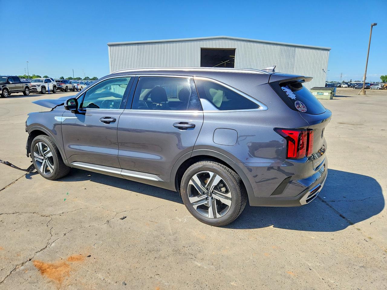 2023 Kia Sorento VIN KNDRHDLG6P5141832 photo 2