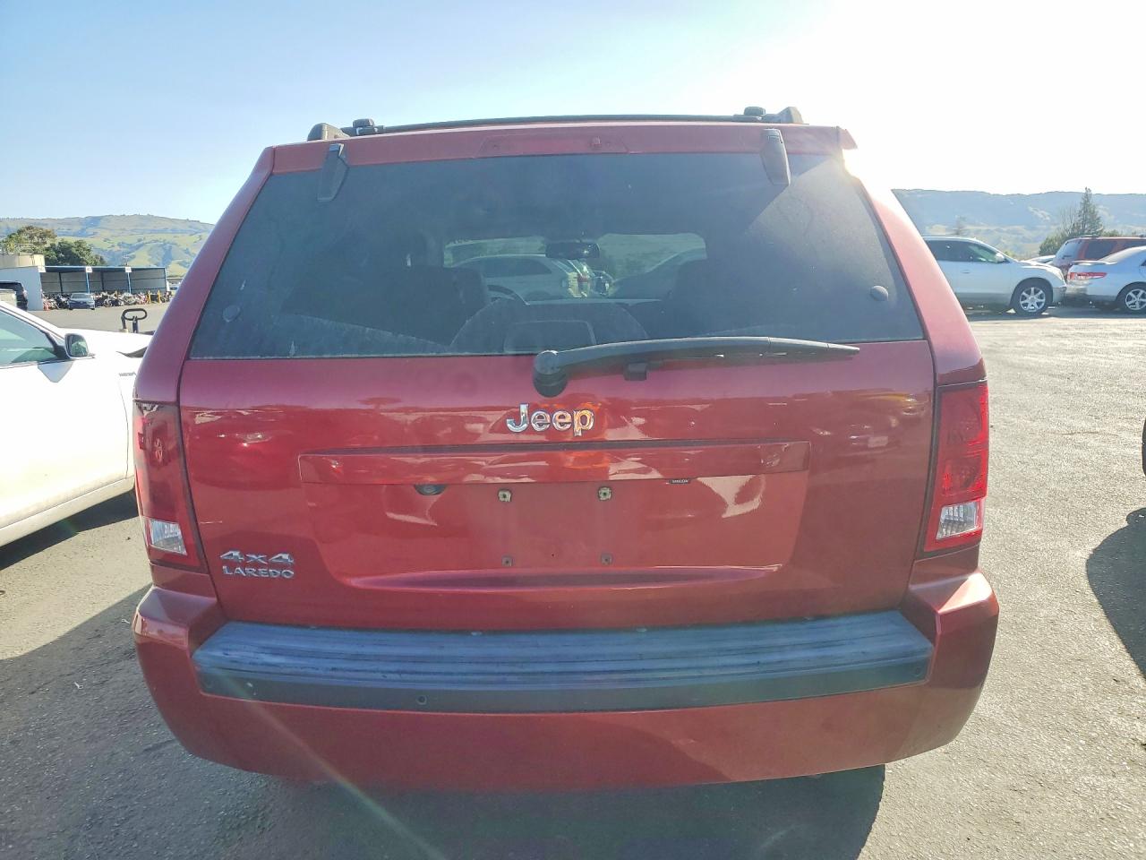 2010 Jeep Cherokee VIN 1J4PR4GK9AC121056 photo 6
