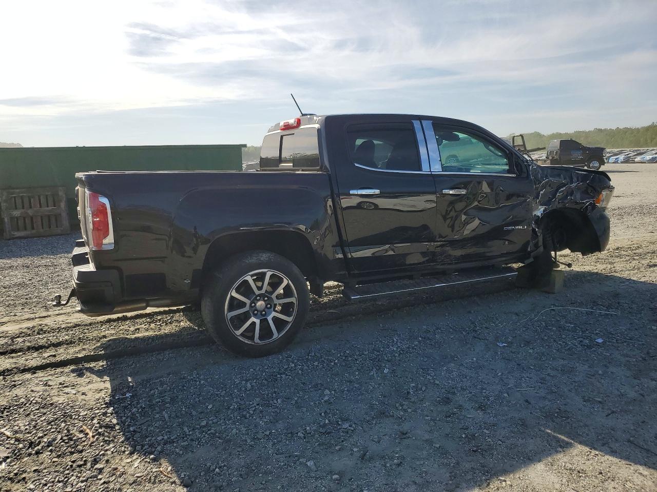 2020 GMC Canyon VIN 1GTG6EEN0L1106042 photo 3