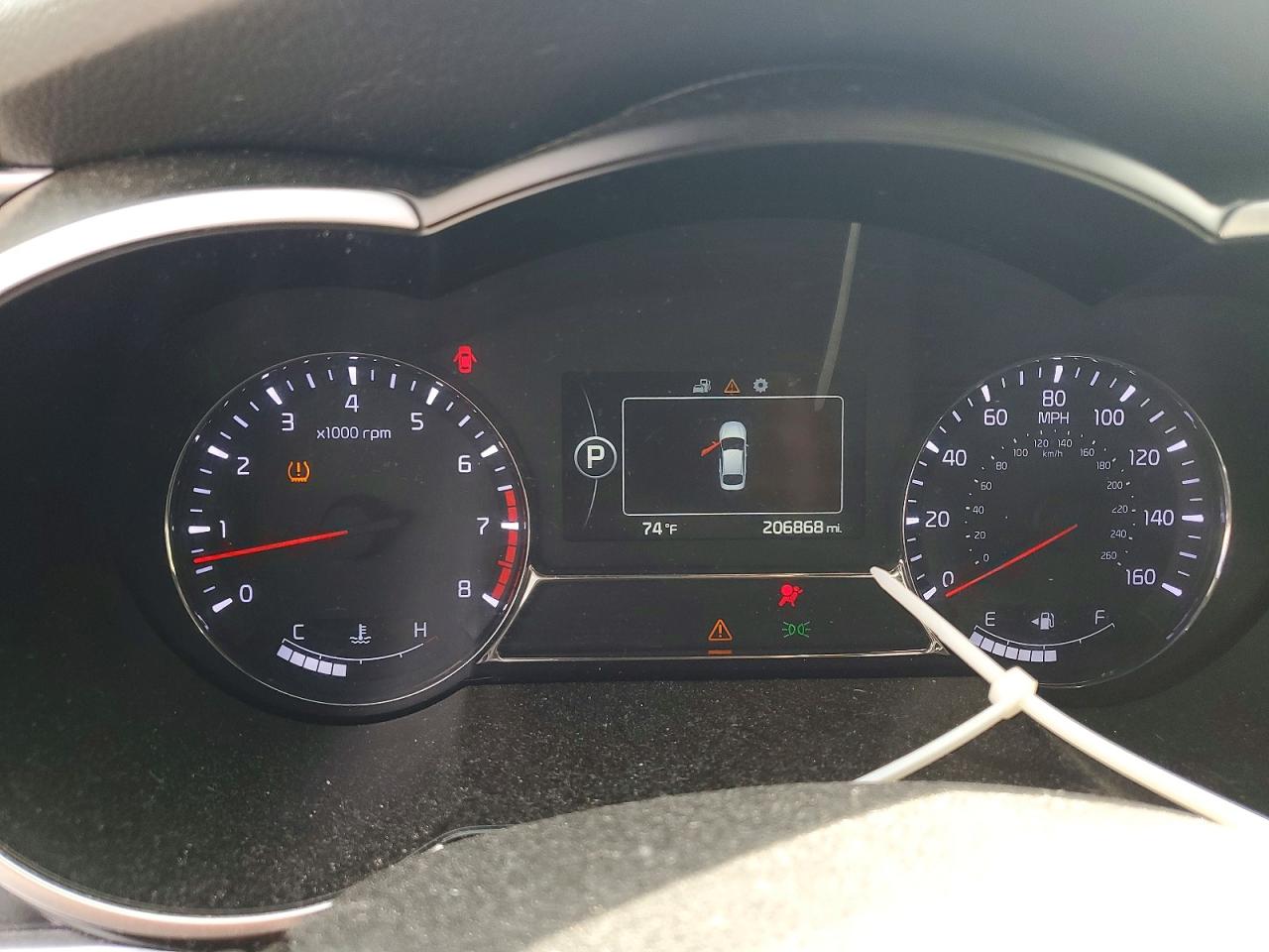 2015 Kia Optima VIN 5XXGR4A70FG366751 photo 9