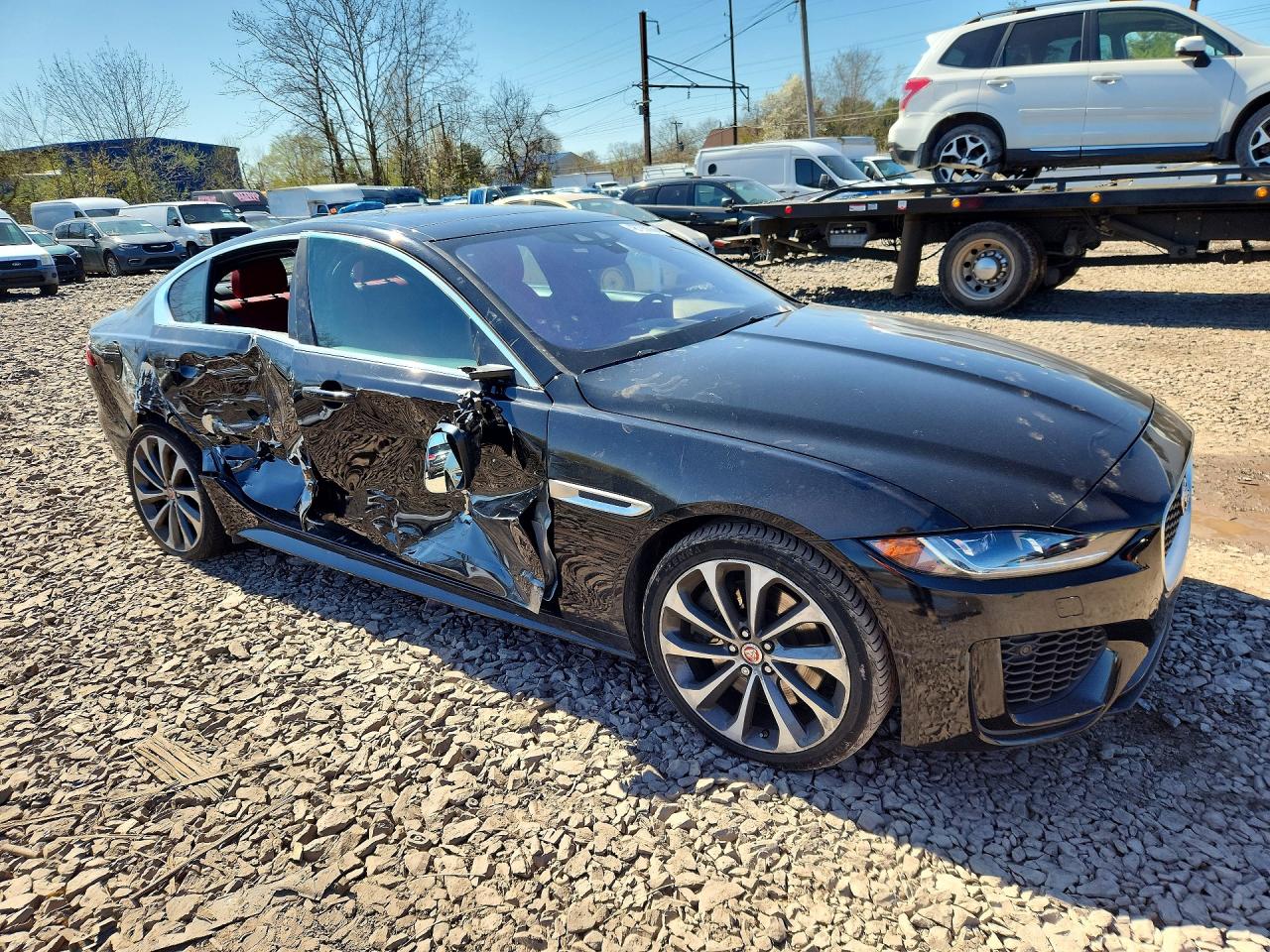 2020 Jaguar Xe VIN SAJAT4GX9LCP60390 photo 4