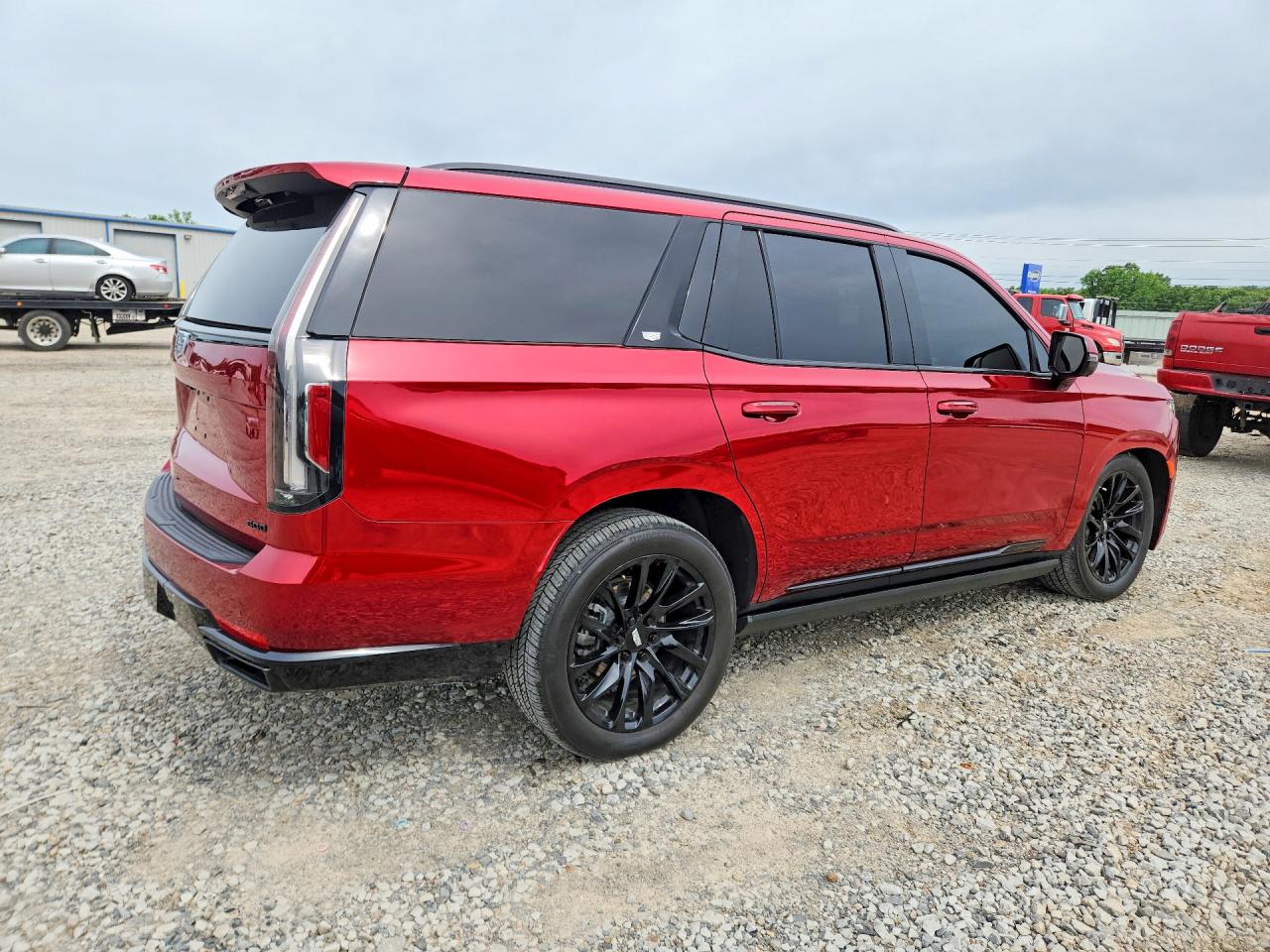 2024 Cadillac Escalade VIN 1GYS4GKL2RR325586 photo 3