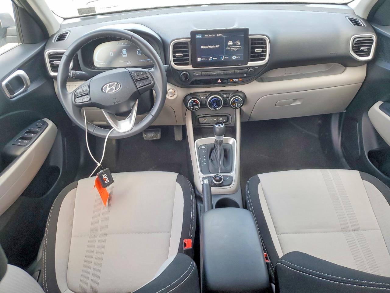 2026 Hyundai Venue VIN KMHRC8A30TU434322 photo 8