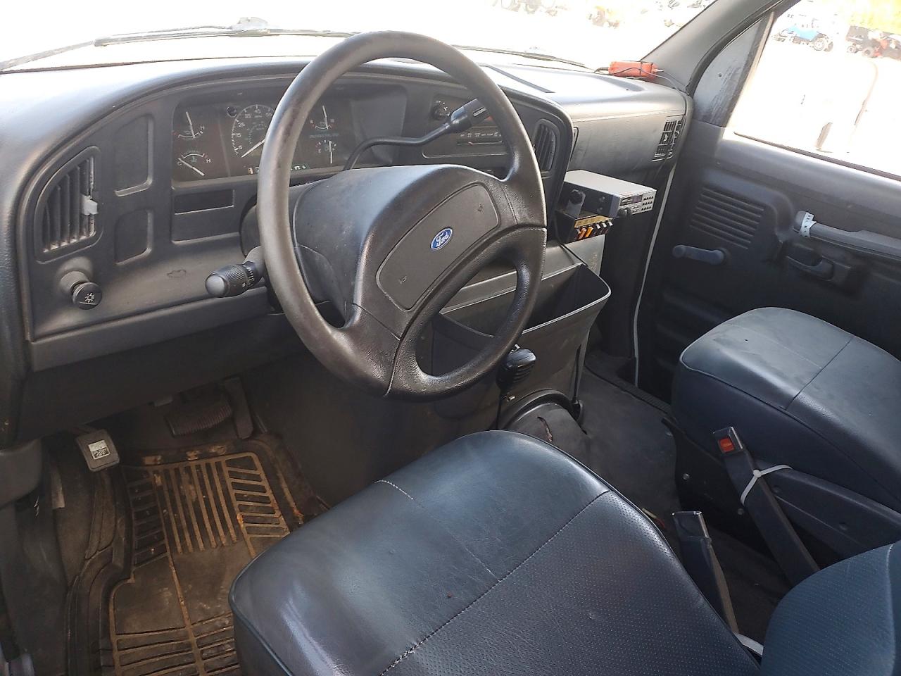 1993 Ford Econoline VIN 1FDKE37H7PHA02097 photo 8