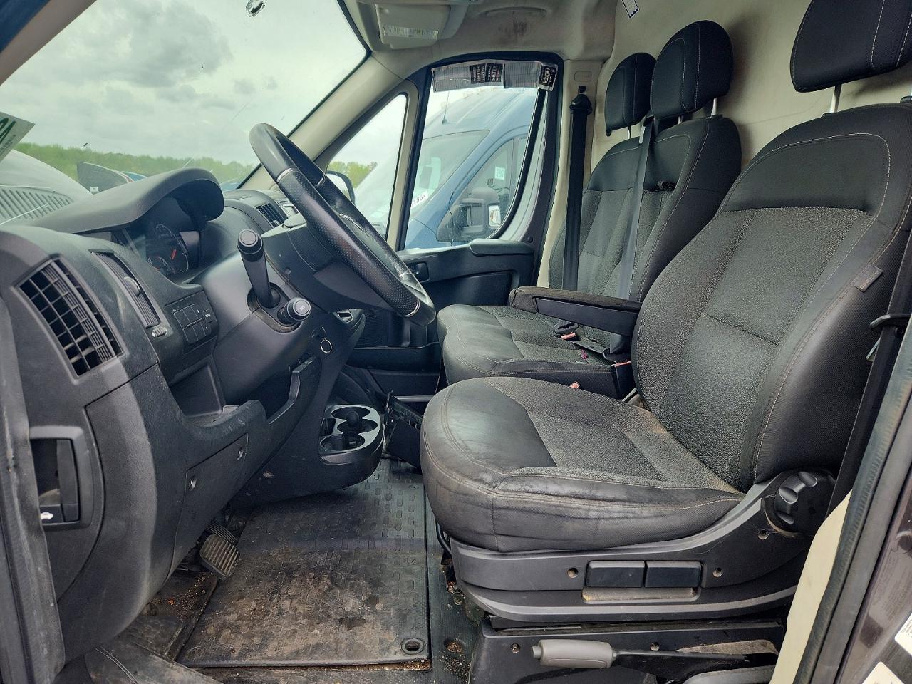 2014 RAM Promaster VIN 3C6URVJG5EE122858 photo 7