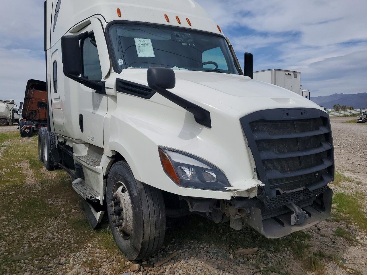 2023 FREIGHTLINER All other VIN 3AKJHHDR0PSUD4117 photo 9
