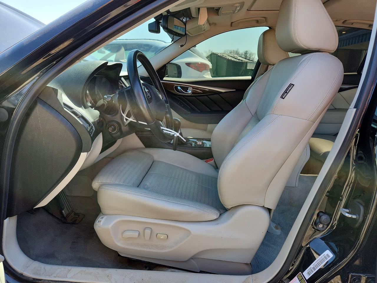 2015 Infiniti Q50 Hybrid Premium VIN JN1AV7AP6FM790595 photo 7