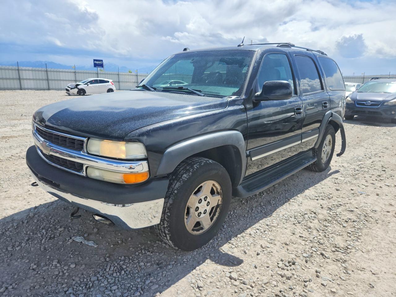 2004 Chevrolet Tahoe VIN 1GNEK13Z04J307174 photo 1
