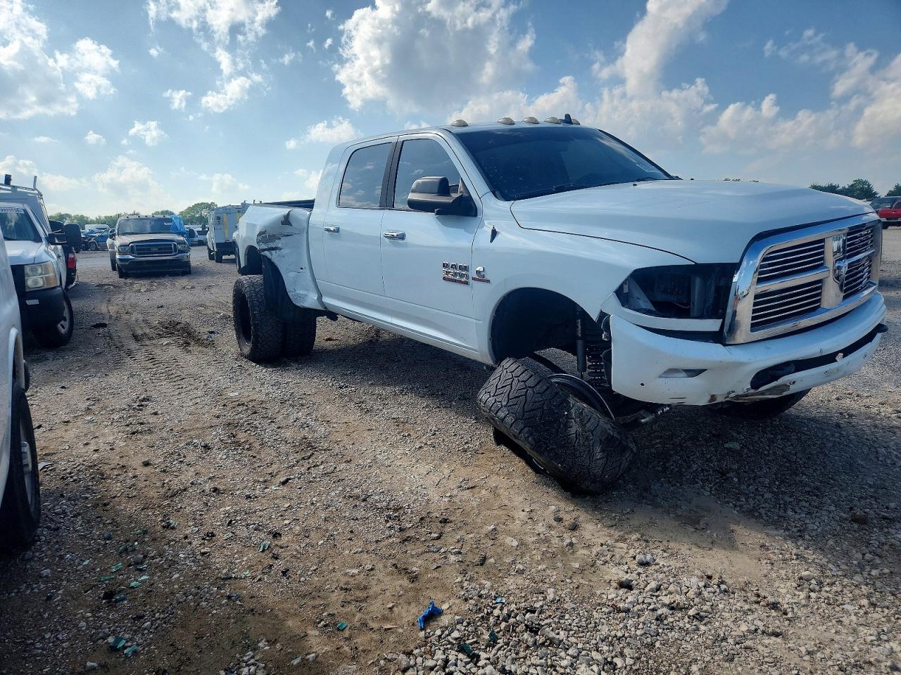 2016 Ram 3500 VIN 3C63RRLL4GG216122 photo 1