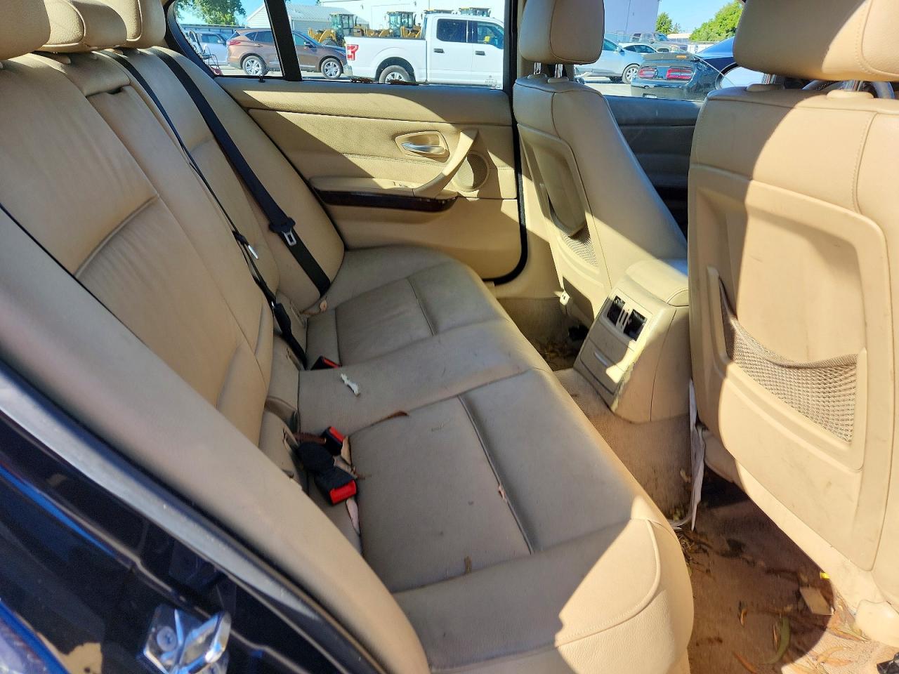 2006 BMW 3 series VIN WBAVB33546KS33592 photo 10