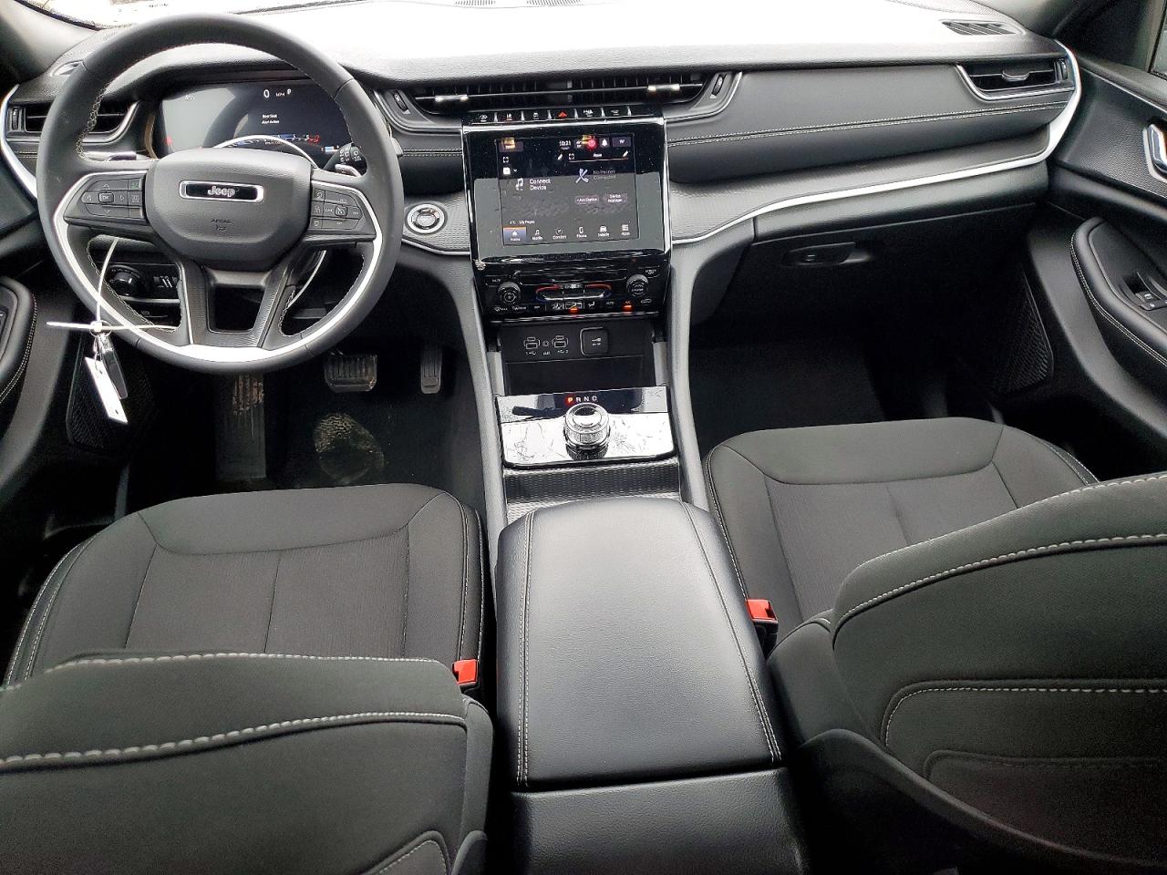 2025 Jeep Cherokee VIN 1C4RJHAG9SC308803 photo 8