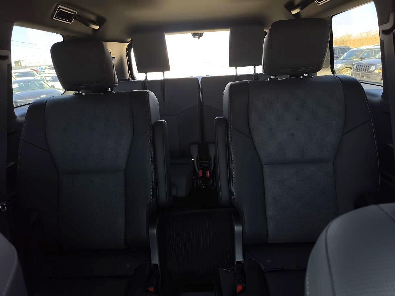 2025 Lexus Gx VIN JTJVBCDX4S5065140 photo 10