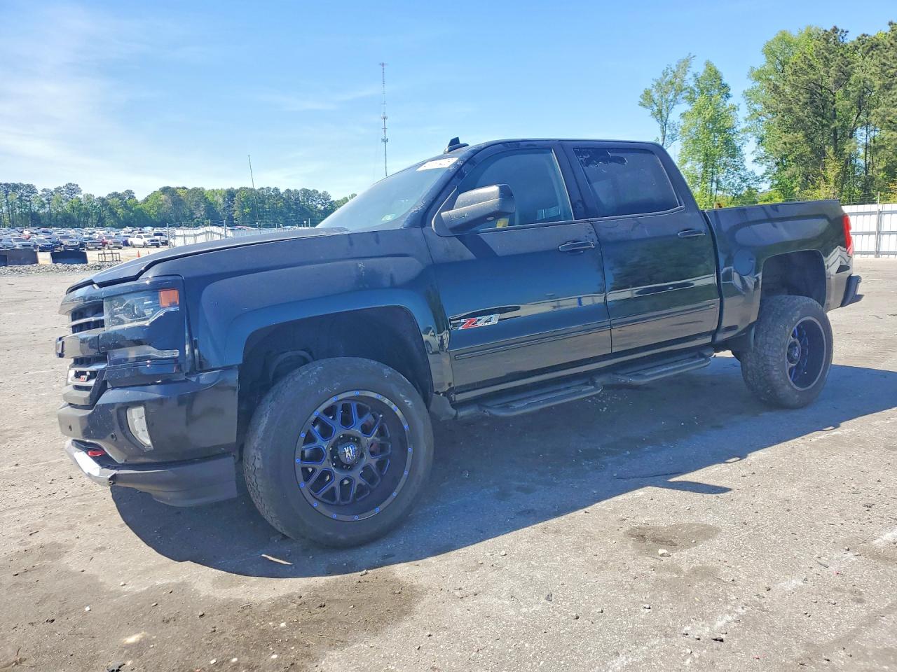 2017 Chevrolet Silverado VIN 3GCUKSECXHG162476 photo 1