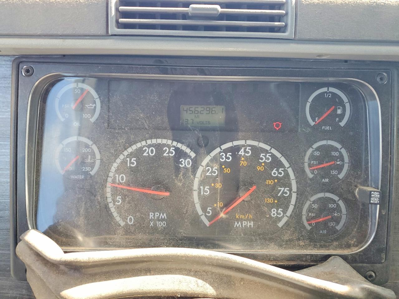2003 FREIGHTLINER All other VIN 1FUJA6CG23PK23478 photo 8