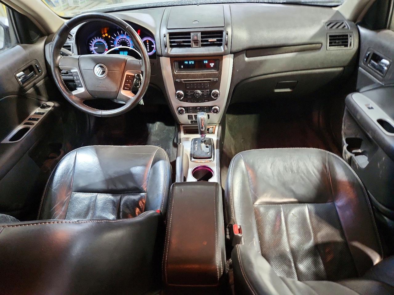2010 Mercury Milan VIN 3MEHM0JG7AR648406 photo 8