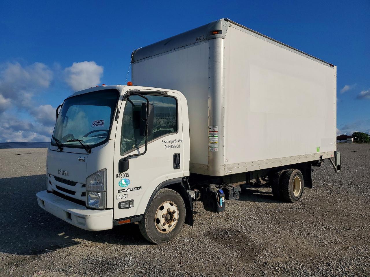 2018 Isuzu Npr VIN JALC4W16XJ7007438 photo 1