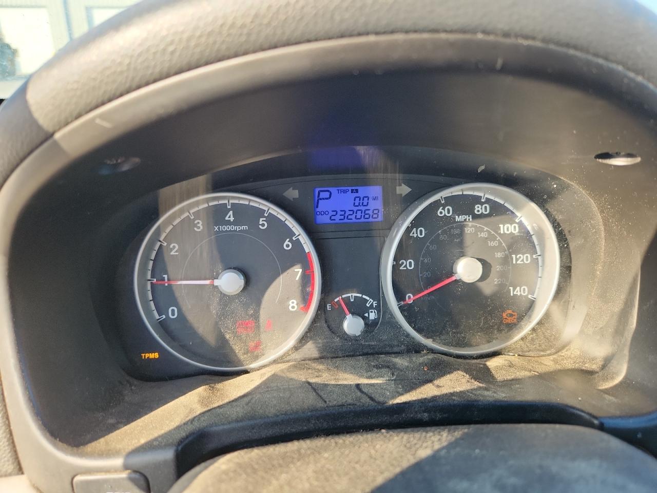 2010 HYUNDAI Accent VIN KMHCN4AC8AU465338 photo 9