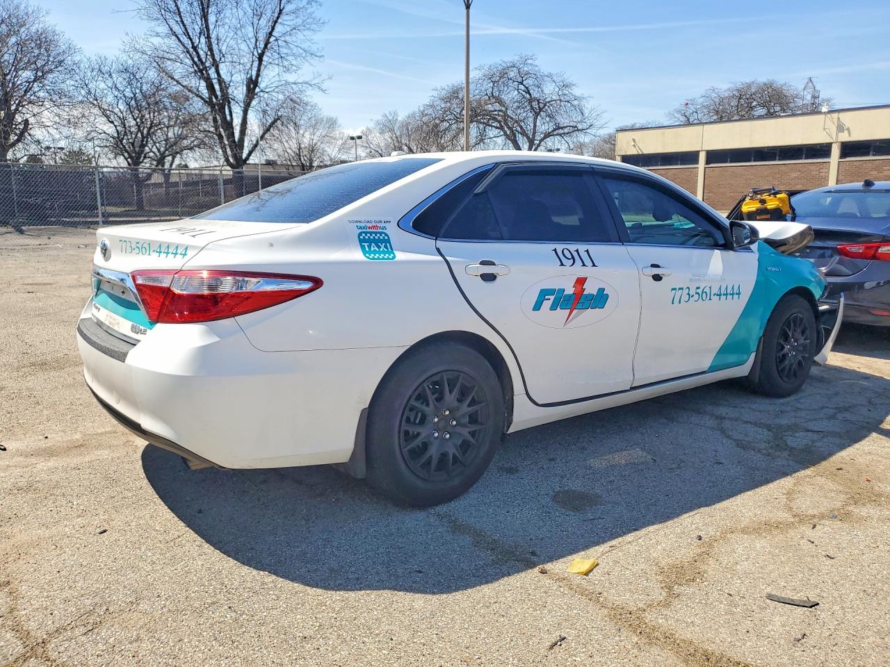2016 TOYOTA Camry sola VIN 4T1BD1FK8GU198014 photo 3