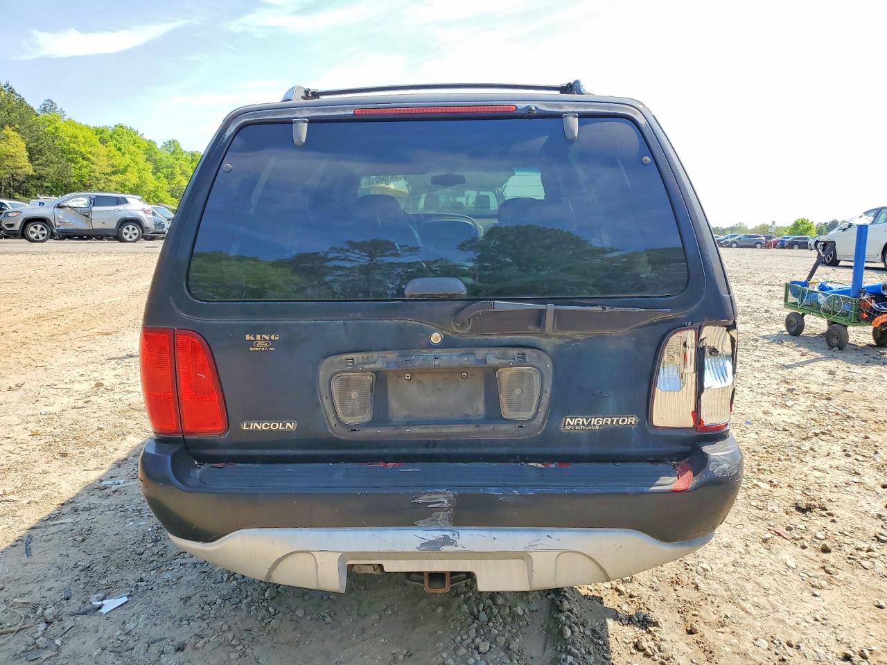 2000 Lincoln Navigator VIN 5LMPU28A9YLJ00290 photo 6