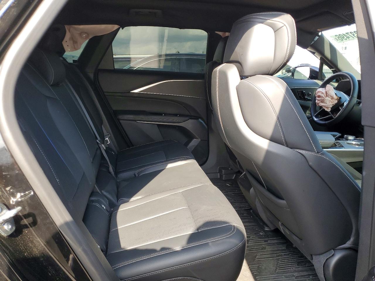 2025 Cadillac All other VIN 1GYKPURK6SZ317077 photo 11
