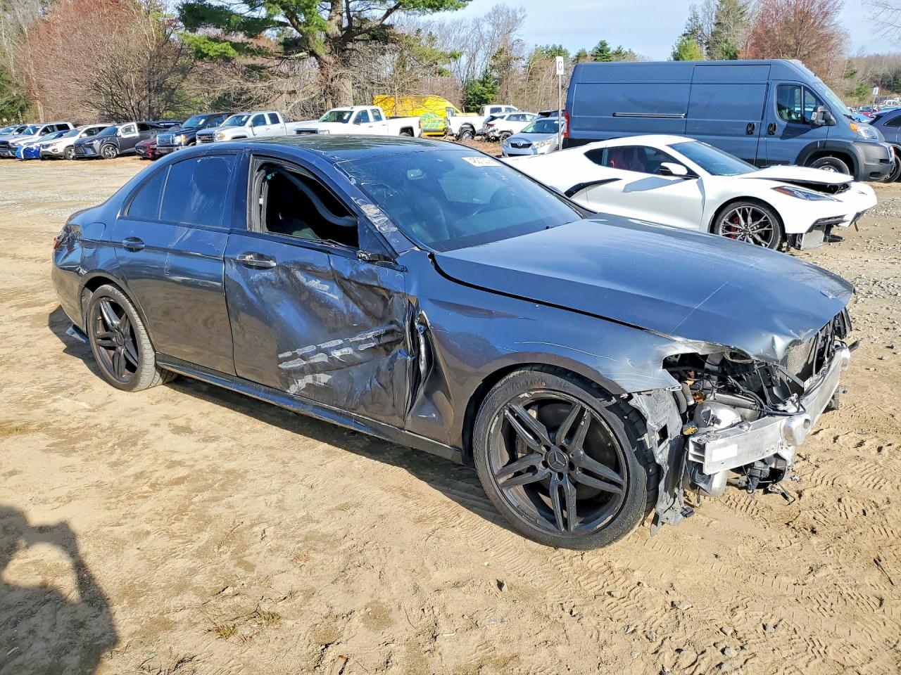 2017 Mercedes-Benz E-class VIN WDDZF6EB2HA186218 photo 4