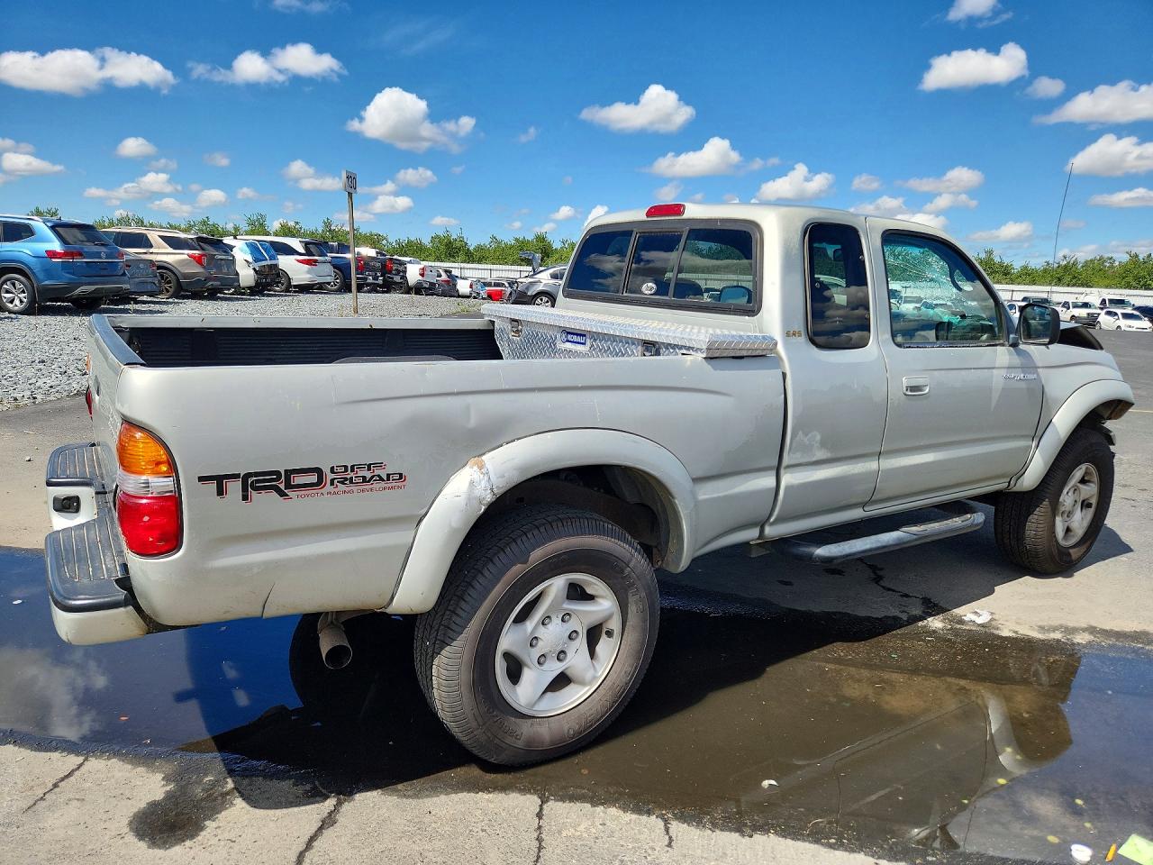 2001 Toyota Tacoma VIN 5TESN92N21Z776977 photo 3
