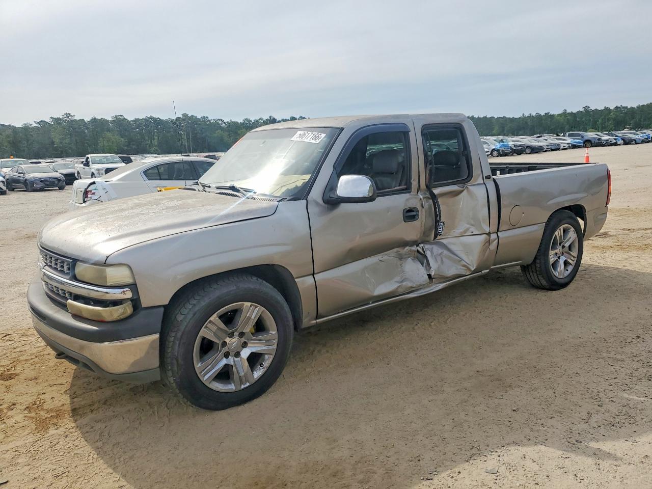 2000 CHEV Silverado VIN 2GCEC19T4Y1364504 photo 1