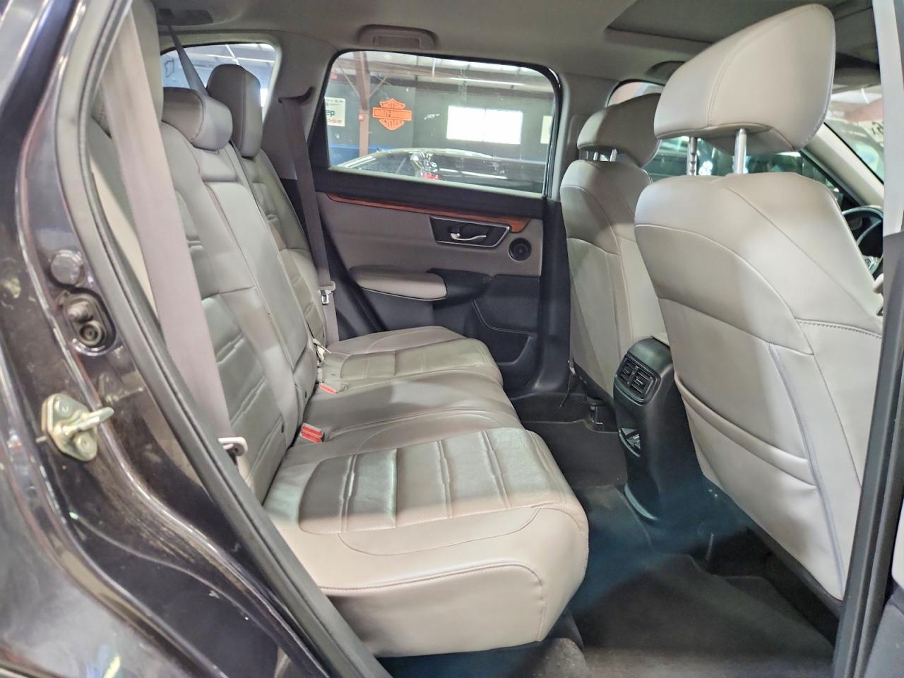 2017 Honda Crv VIN 2HKRW1H89HH508164 photo 11