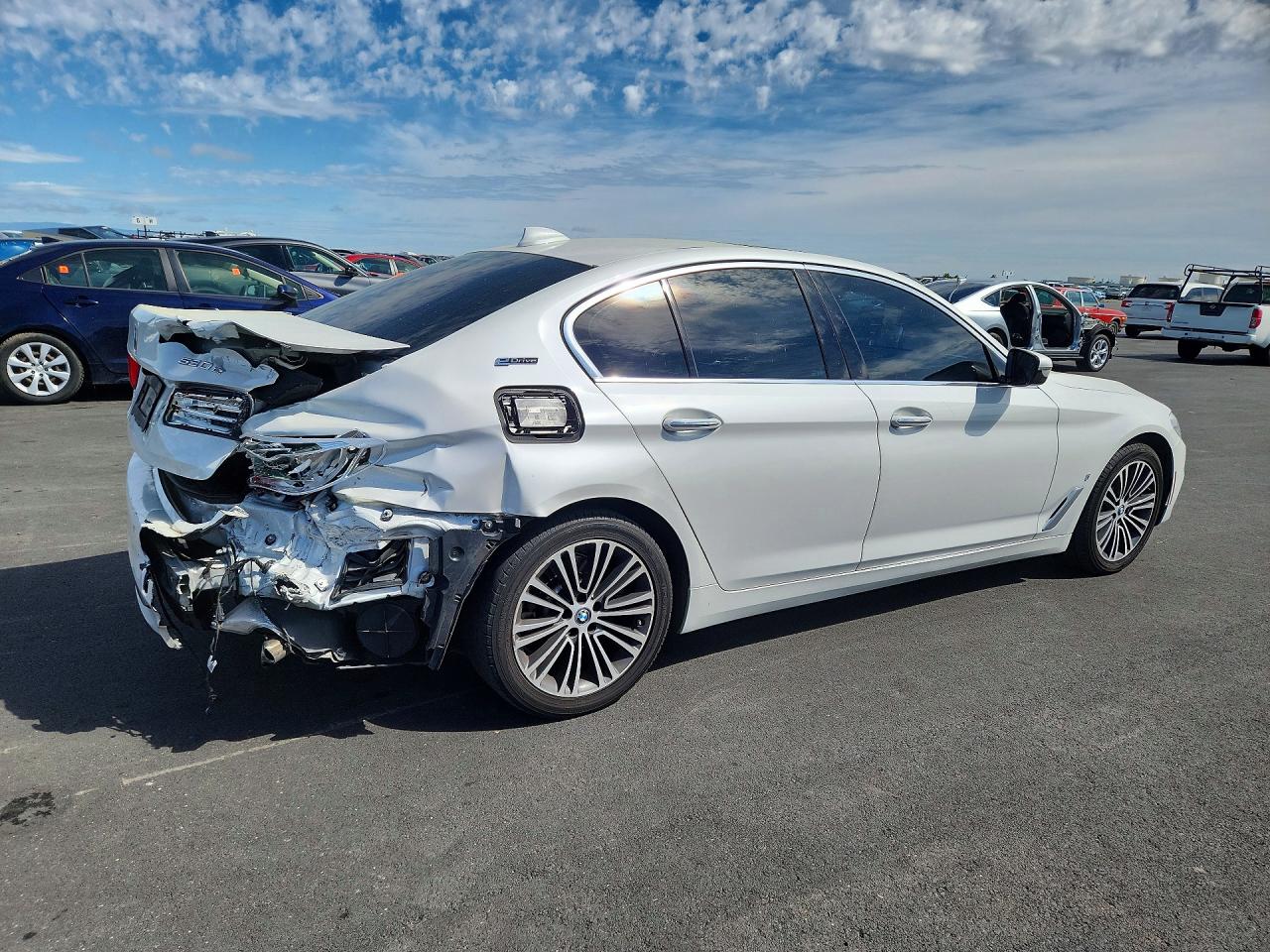 2018 BMW 5 series VIN WBAJA9C59JB251714 photo 3