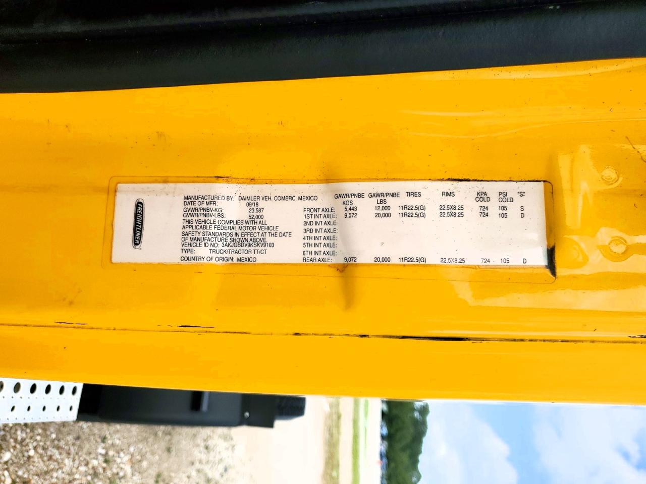 2019 FREIGHTLINER All other VIN 3AKJGBDV9KSKV9103 photo 10