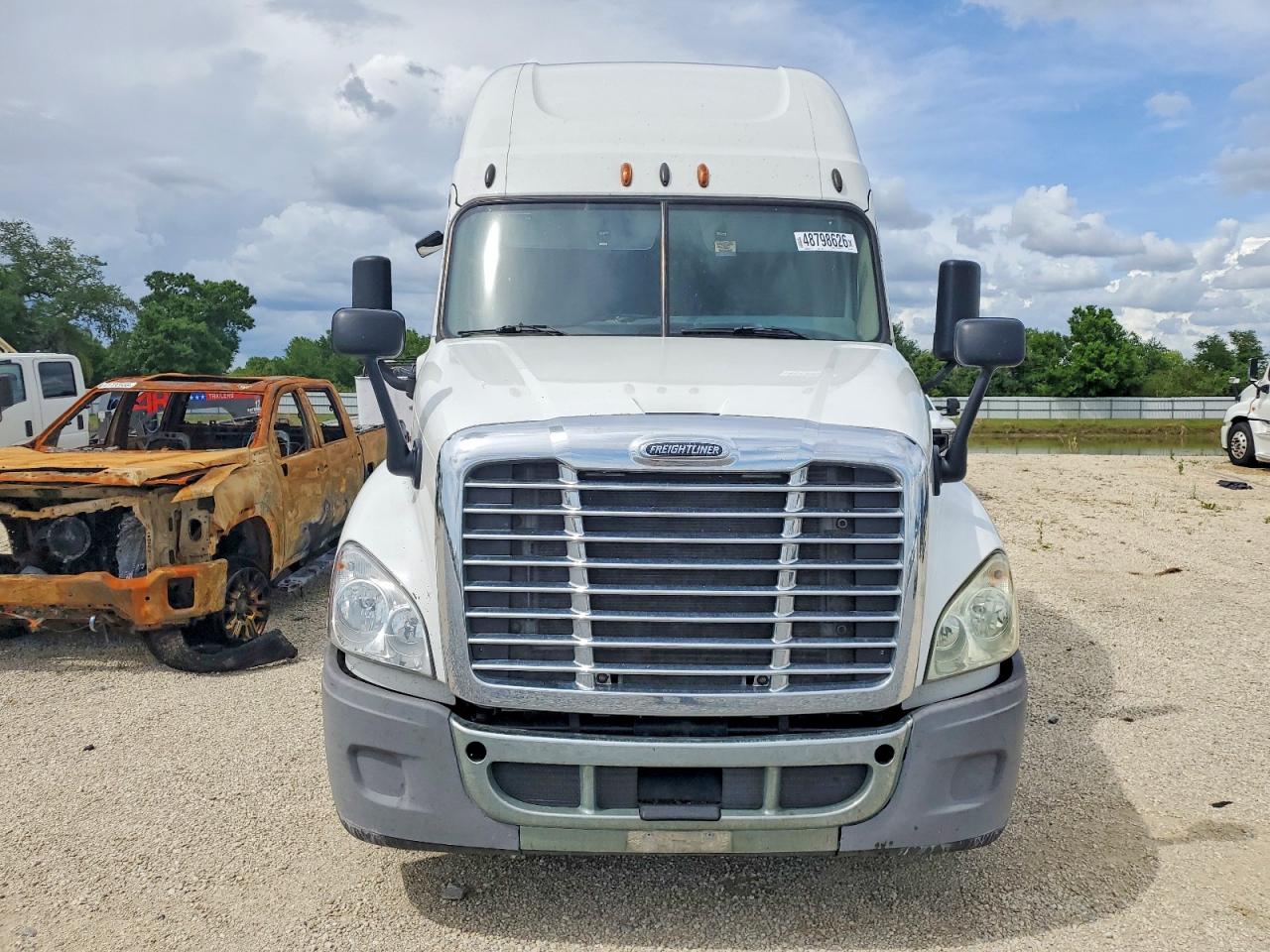 2017 FREIGHTLINER All other VIN 3AKJGLDR0HSHV1684 photo 9