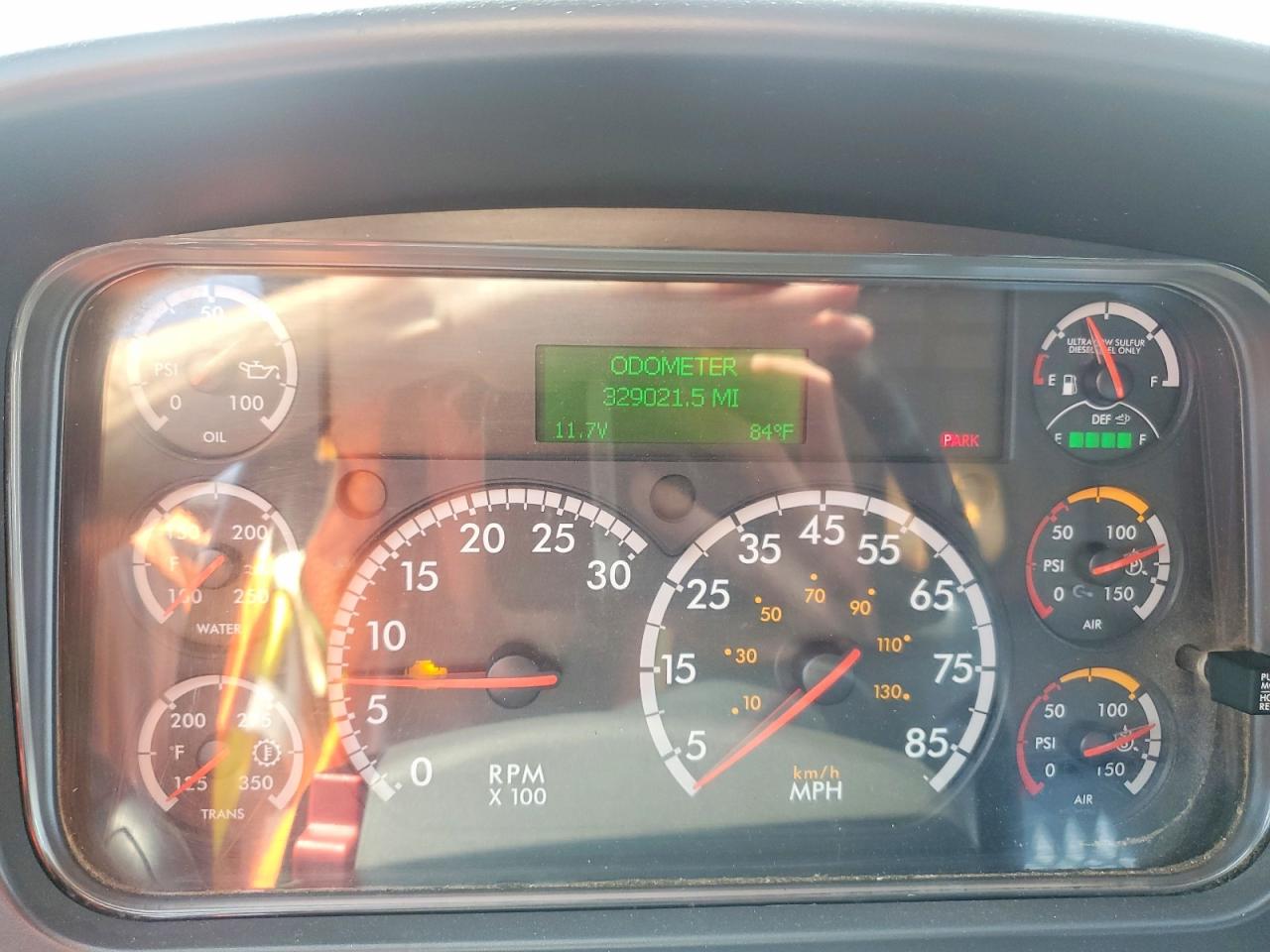 2017 FREIGHTLINER All other VIN 1FVHCYCYXHHHZ3886 photo 9