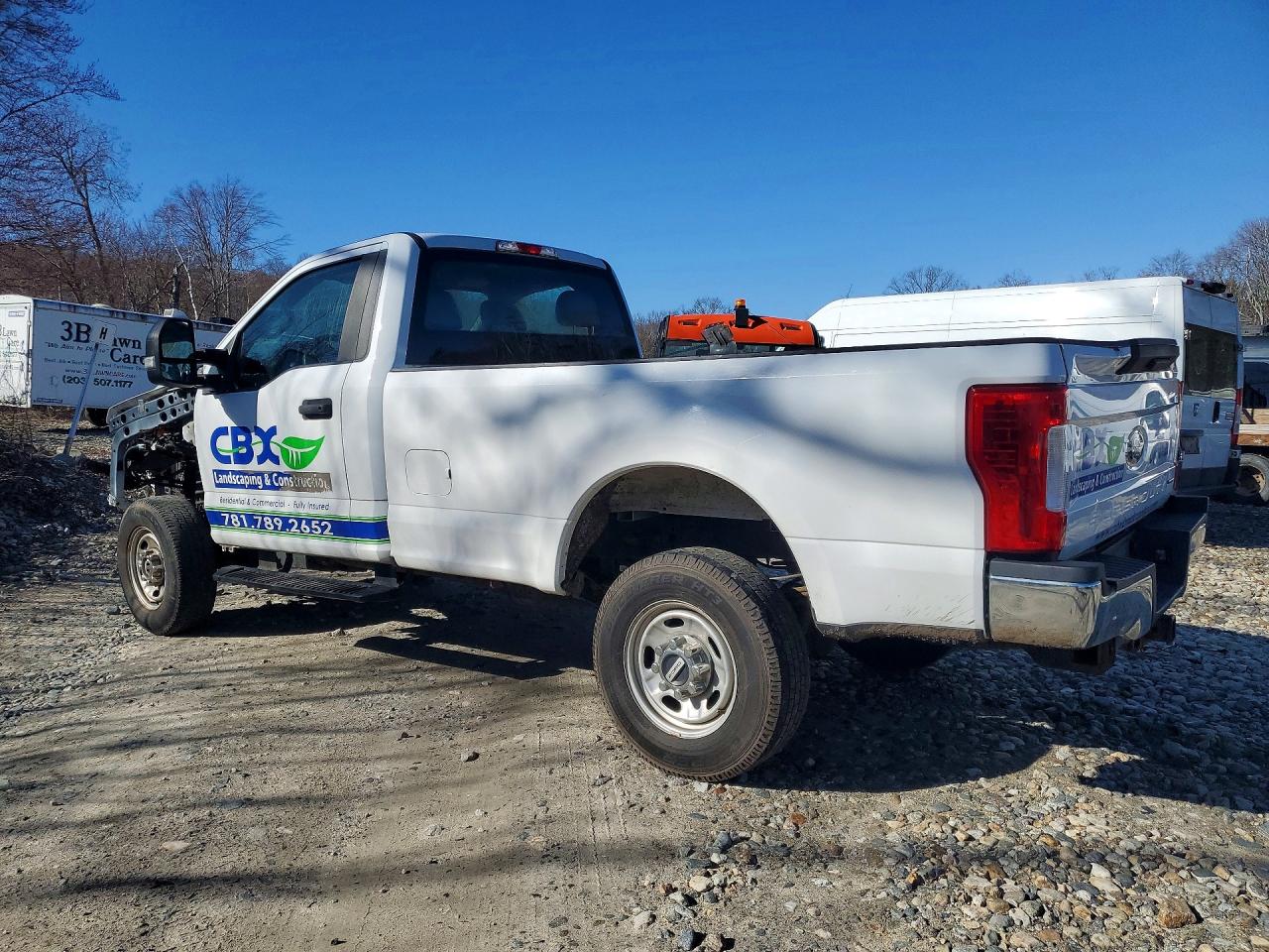 2017 Ford F350 VIN 1FTBF3B69HEB43988 photo 2