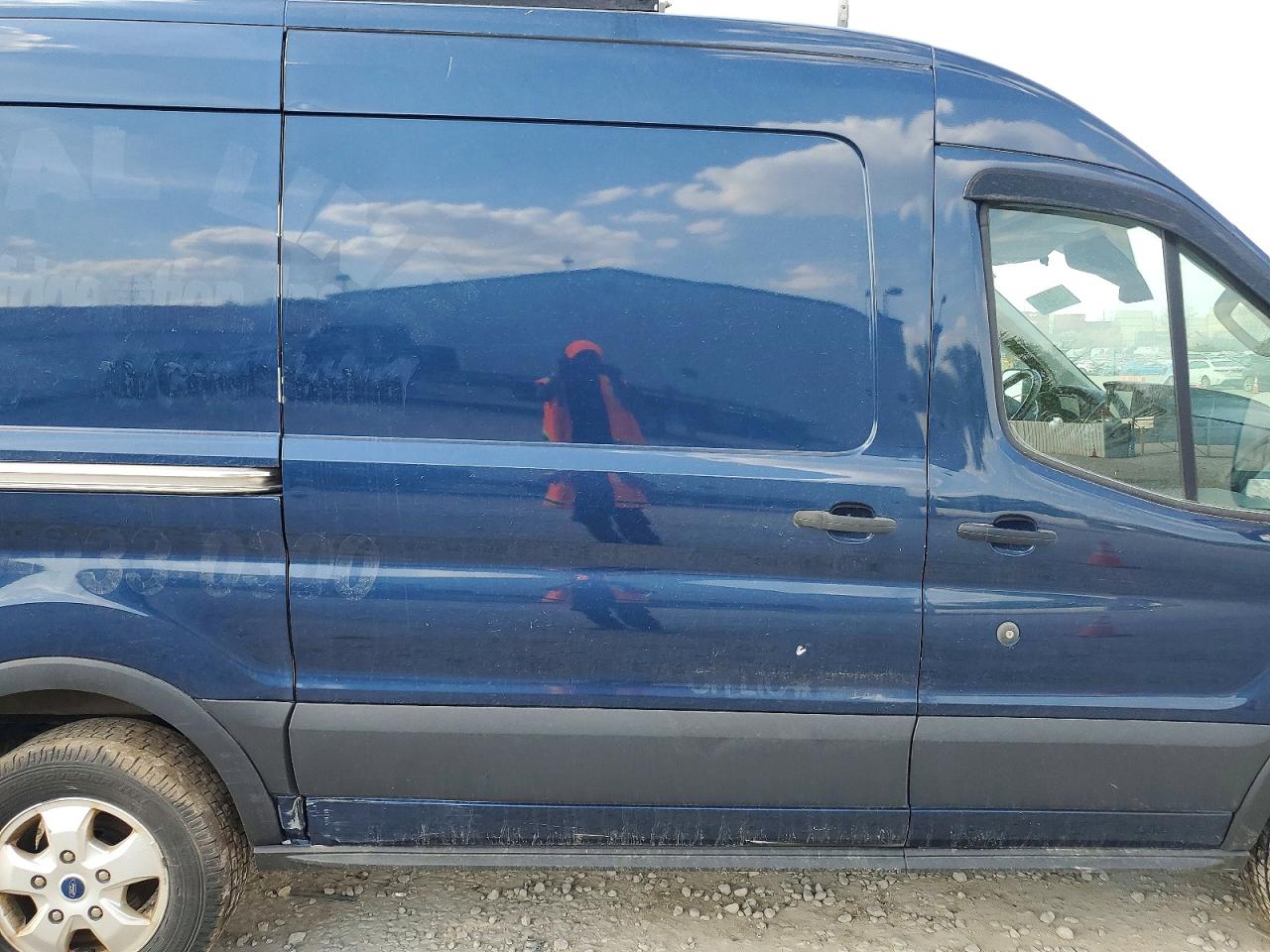 2019 Ford Transit VIN 1FTYR1CV6KKA52343 photo 11