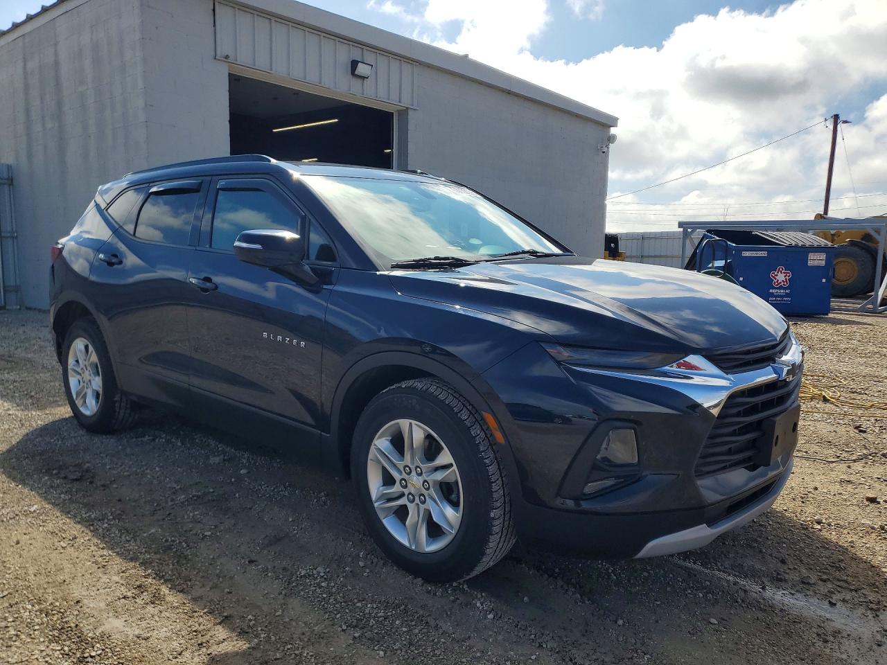 2020 Chevrolet Blazer VIN 3GNKBHRS9LS566698 photo 4