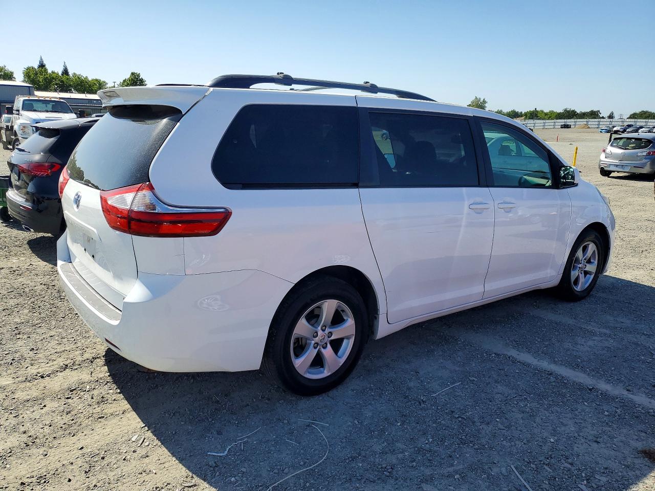 2015 Toyota All models VIN 5TDKK3DCXFS528692 photo 3