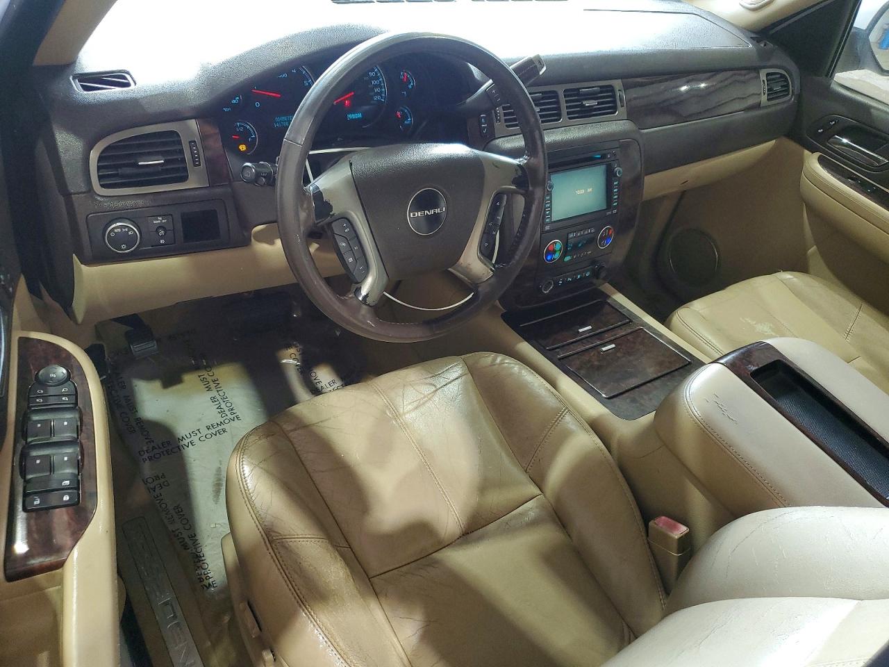 2008 GMC Yukon VIN 1GKEC638X8J251734 photo 8