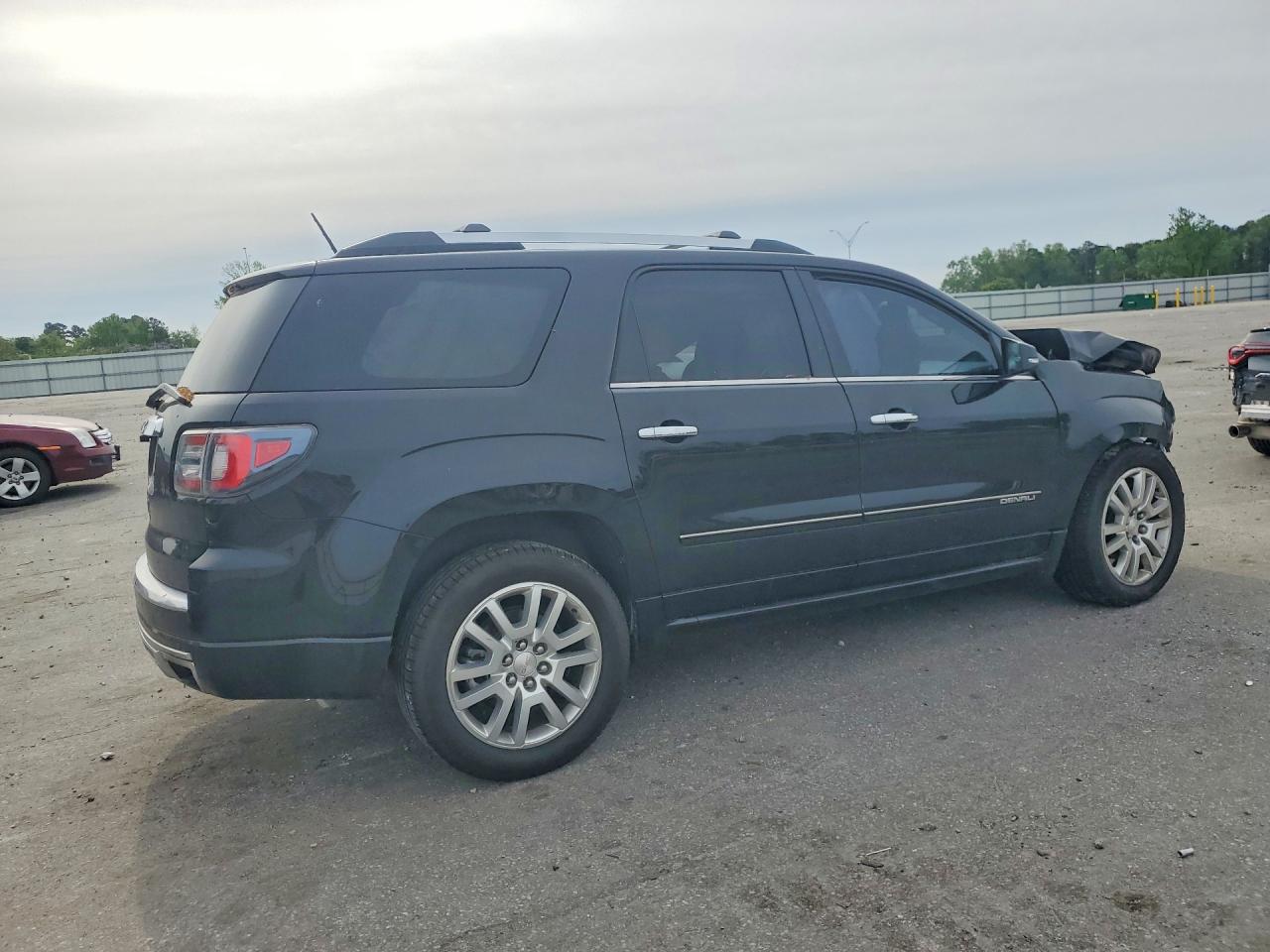 2016 GMC Acadia den VIN 1GKKVTKD2GJ277950 photo 3