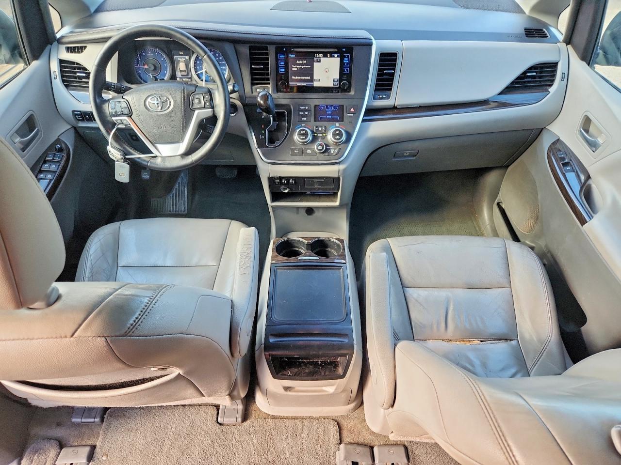 2015 Sienna VIN 5TDYK3DC5FS678168 photo 8
