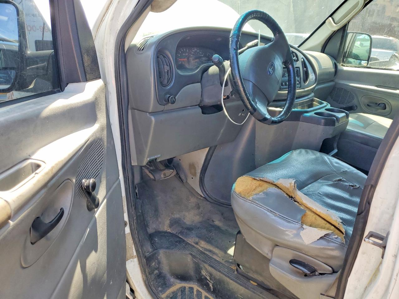 2006 Ford Econoline VIN 1FTSE34L56DB03397 photo 8