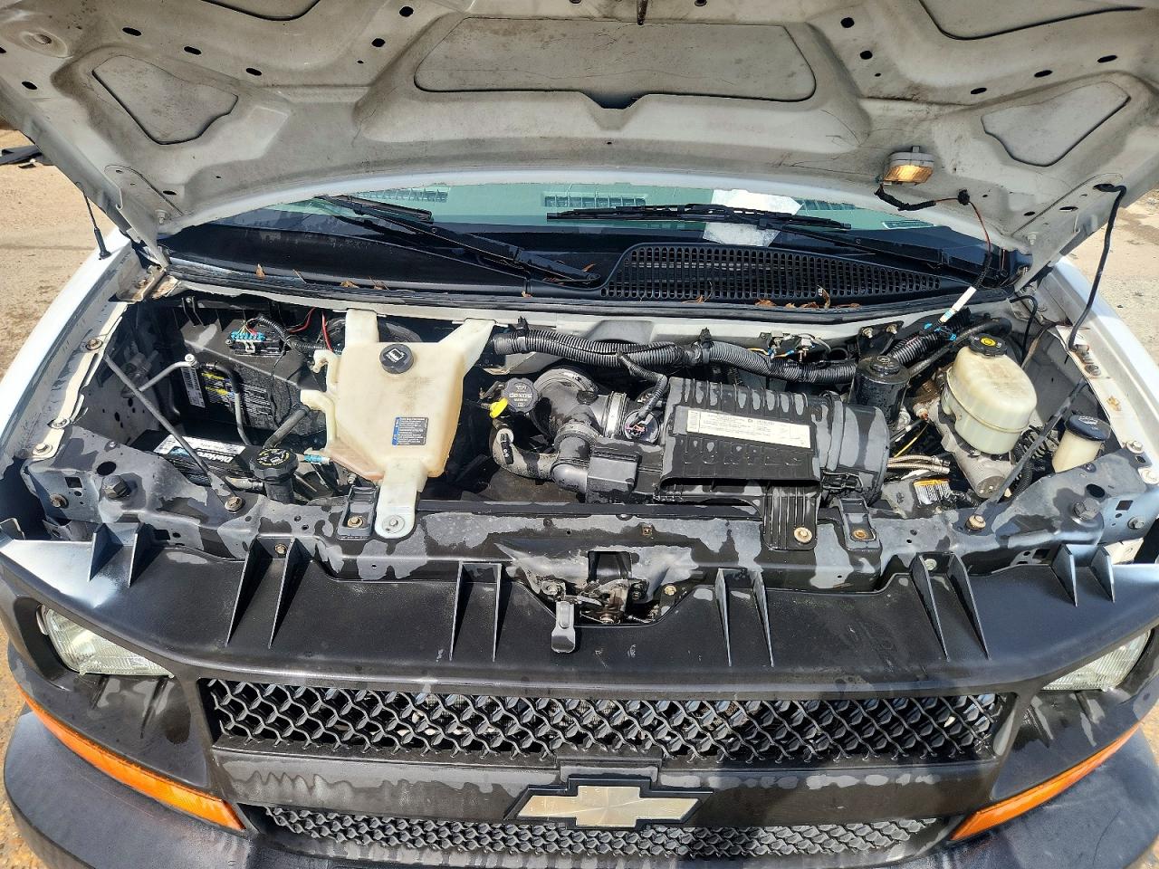 2015 CHEV Express VIN 1GCWGFFF8F1238928 photo 12