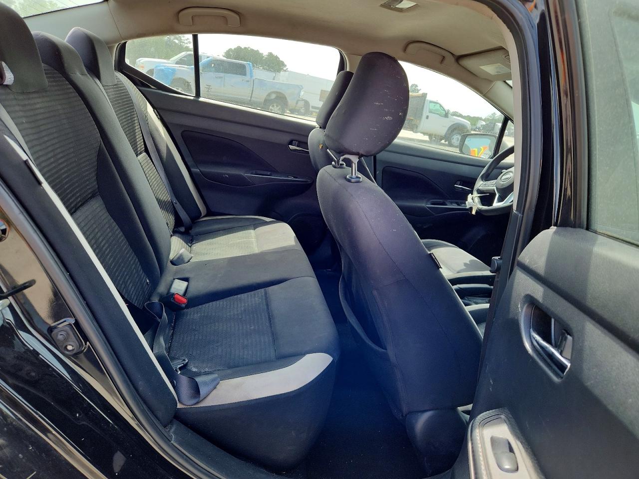 2021 Nissan Versa VIN 3N1CN8EV8ML852514 photo 10