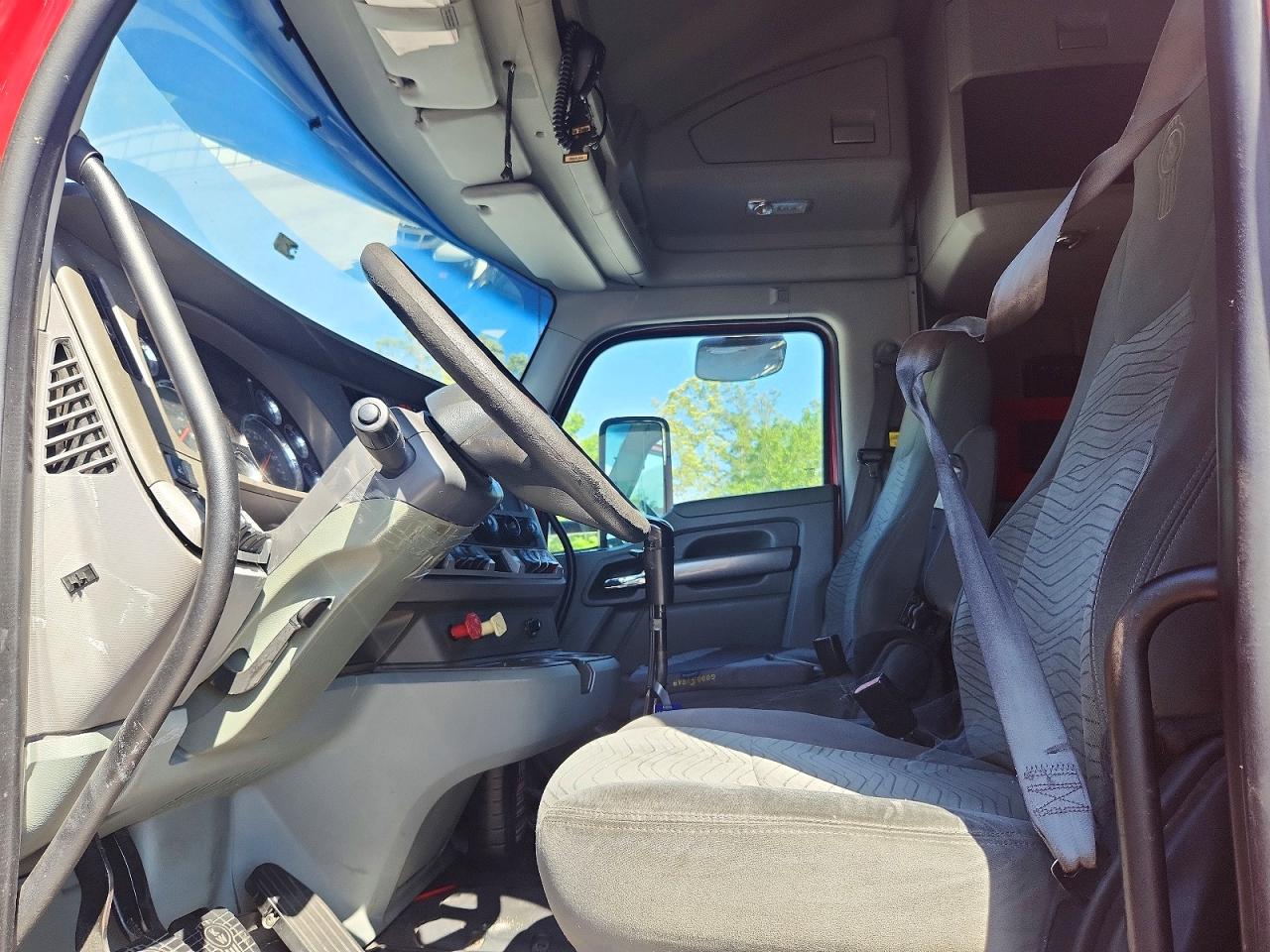 2014 KENWORTH All other VIN 1XKYDP9X4EJ400651 photo 5