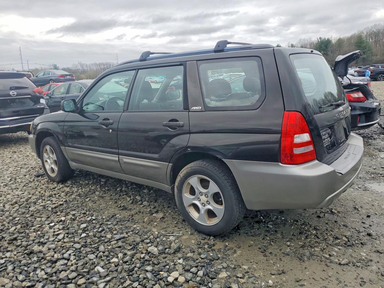 2004 Subaru Forester VIN JF1SG65664H748267 photo 2