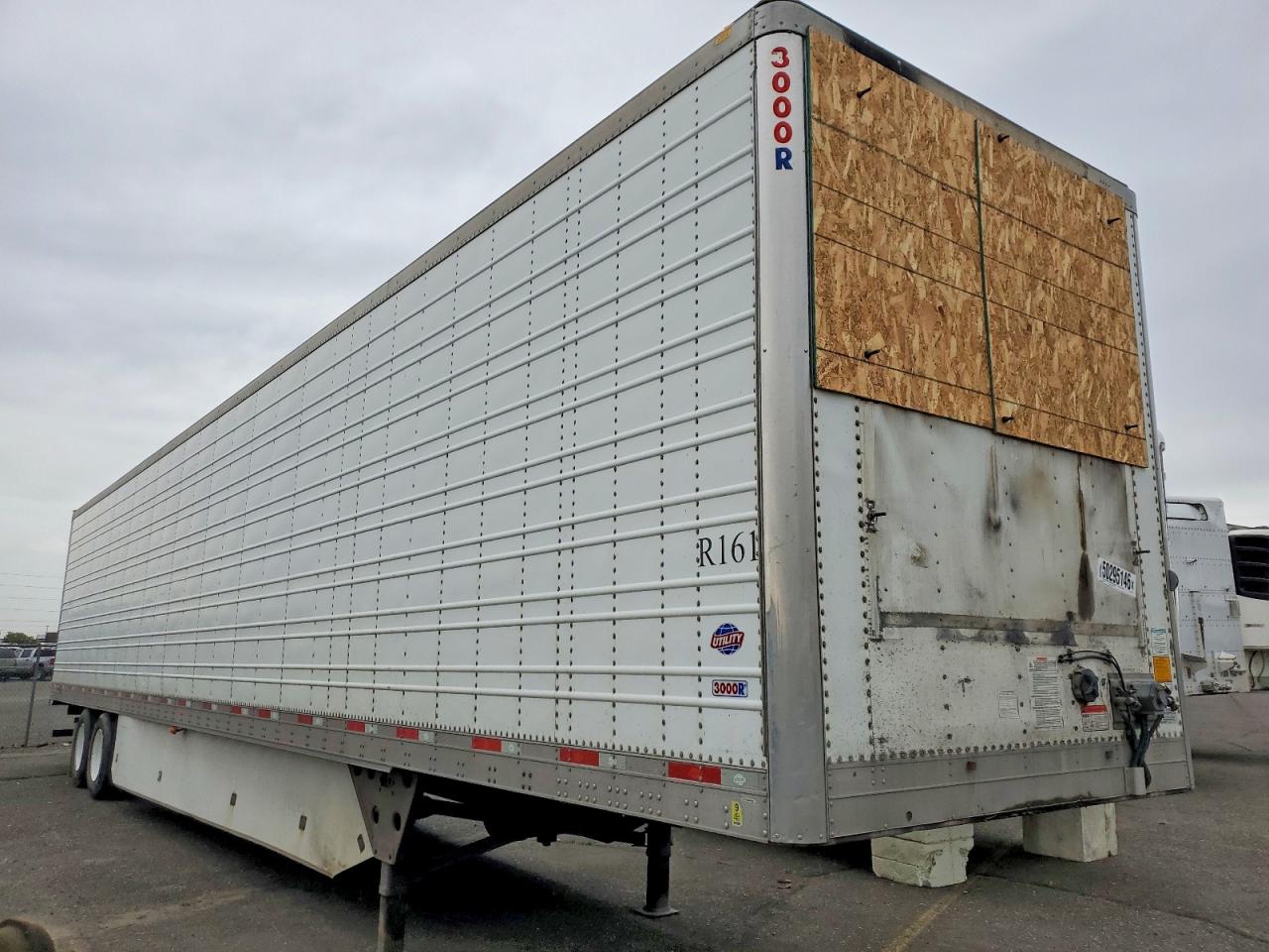 2018 UTILITY All models VIN 1UYVS2539J2219402 photo 1