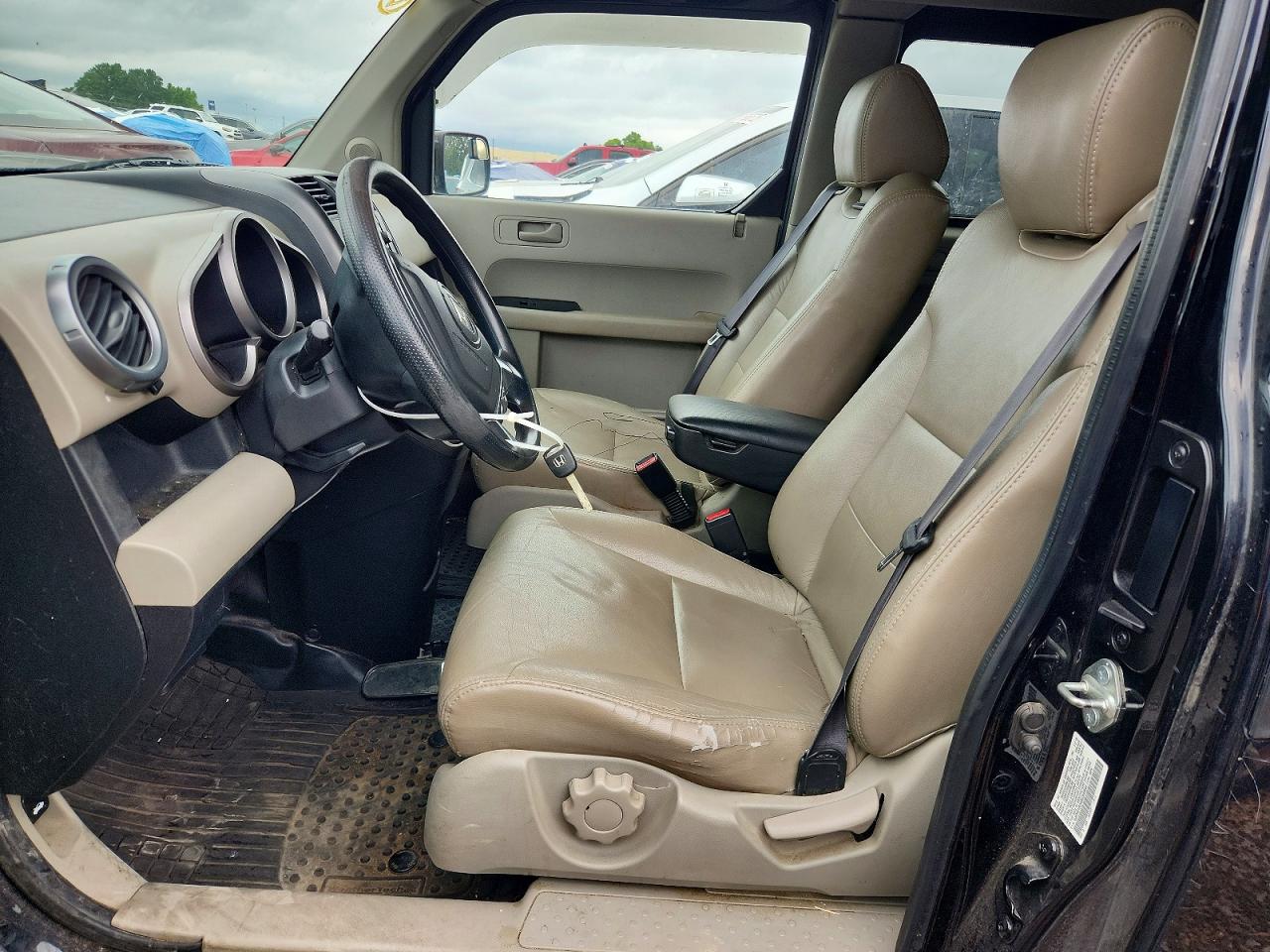 2011 Honda Element VIN 5J6YH1H34BL000644 photo 7