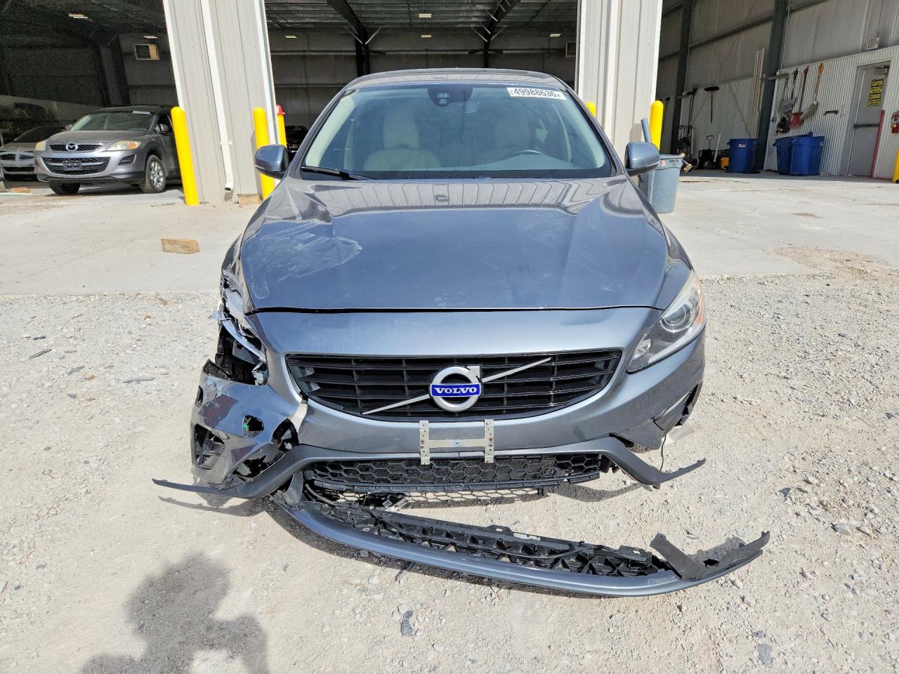 2017 Volvo S60 VIN YV126MFL8H2432247 photo 5