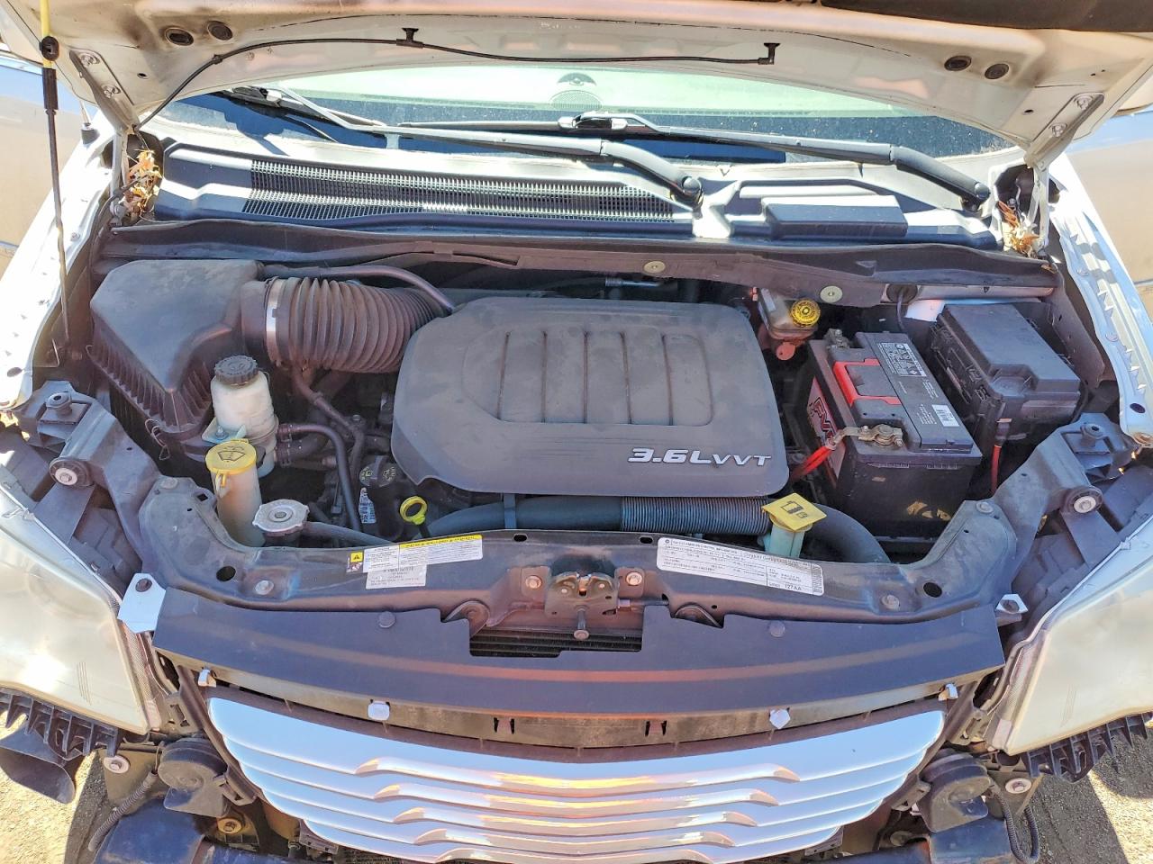 2011 Chrysler Minivan VIN 2A4RR5DG0BR739776 photo 12