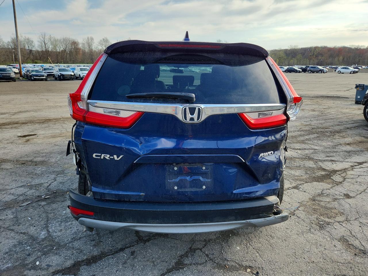 2017 Honda Crv VIN 2HKRW2H53HH668407 photo 6
